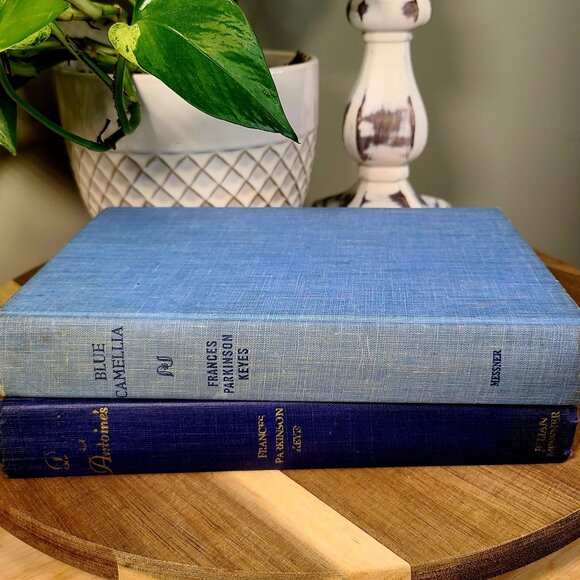 Set of 2 Frances Parkinson Keyes Hard Cover Books, Blue Camellia & Dinner at Ant - Picture 2 of 8